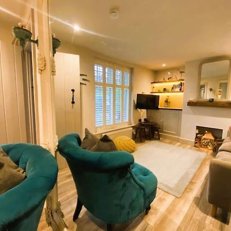 Beautiful Immaculate Aldeburgh Cottage, Sunny Outdoor Space, Free Parking - Easy Walk To Beach & Town Экстерьер фото