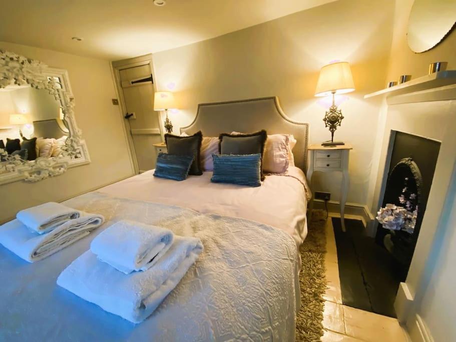 Beautiful Immaculate Aldeburgh Cottage, Sunny Outdoor Space, Free Parking - Easy Walk To Beach & Town Экстерьер фото