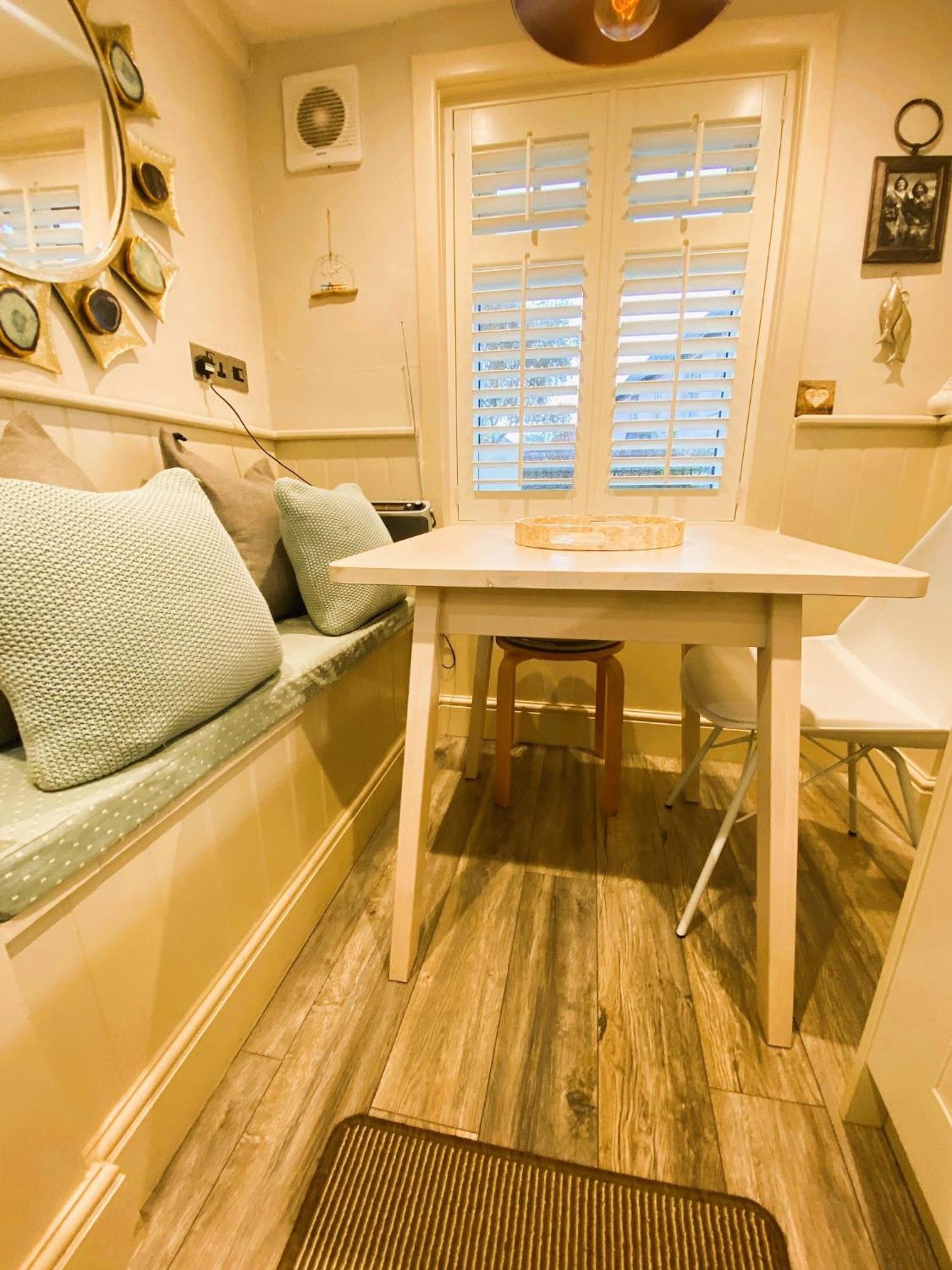 Beautiful Immaculate Aldeburgh Cottage, Sunny Outdoor Space, Free Parking - Easy Walk To Beach & Town Экстерьер фото